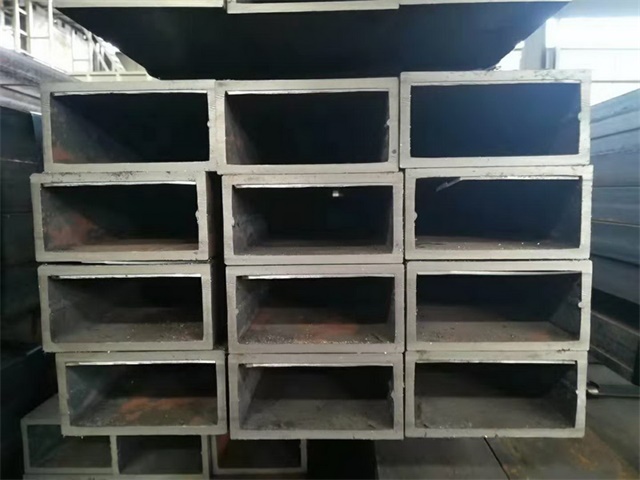 新青Q235冷拔方管材质特点 适用工程场景分析